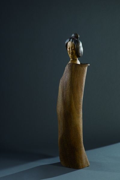 田世信 《唐女系列》之五 木 117×42×21厘米 2006年